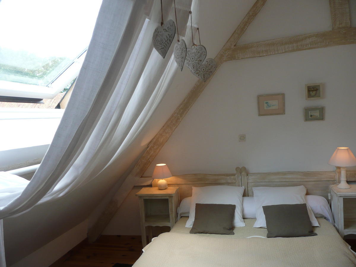 Bed and Breakfast Manoir De Bois En Ardres Pokoj fotografie